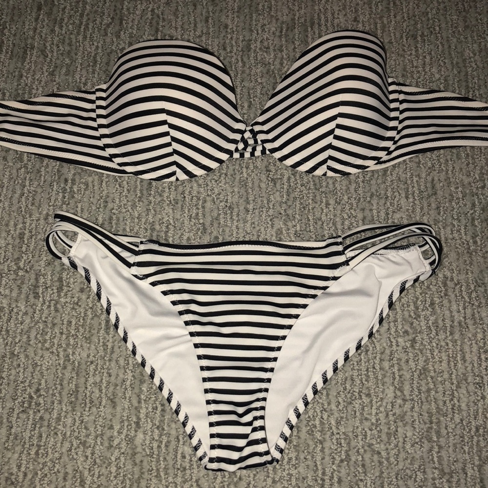 VS pushup bandeau top *UPDATE: ONLY TOP AVAILABLE*